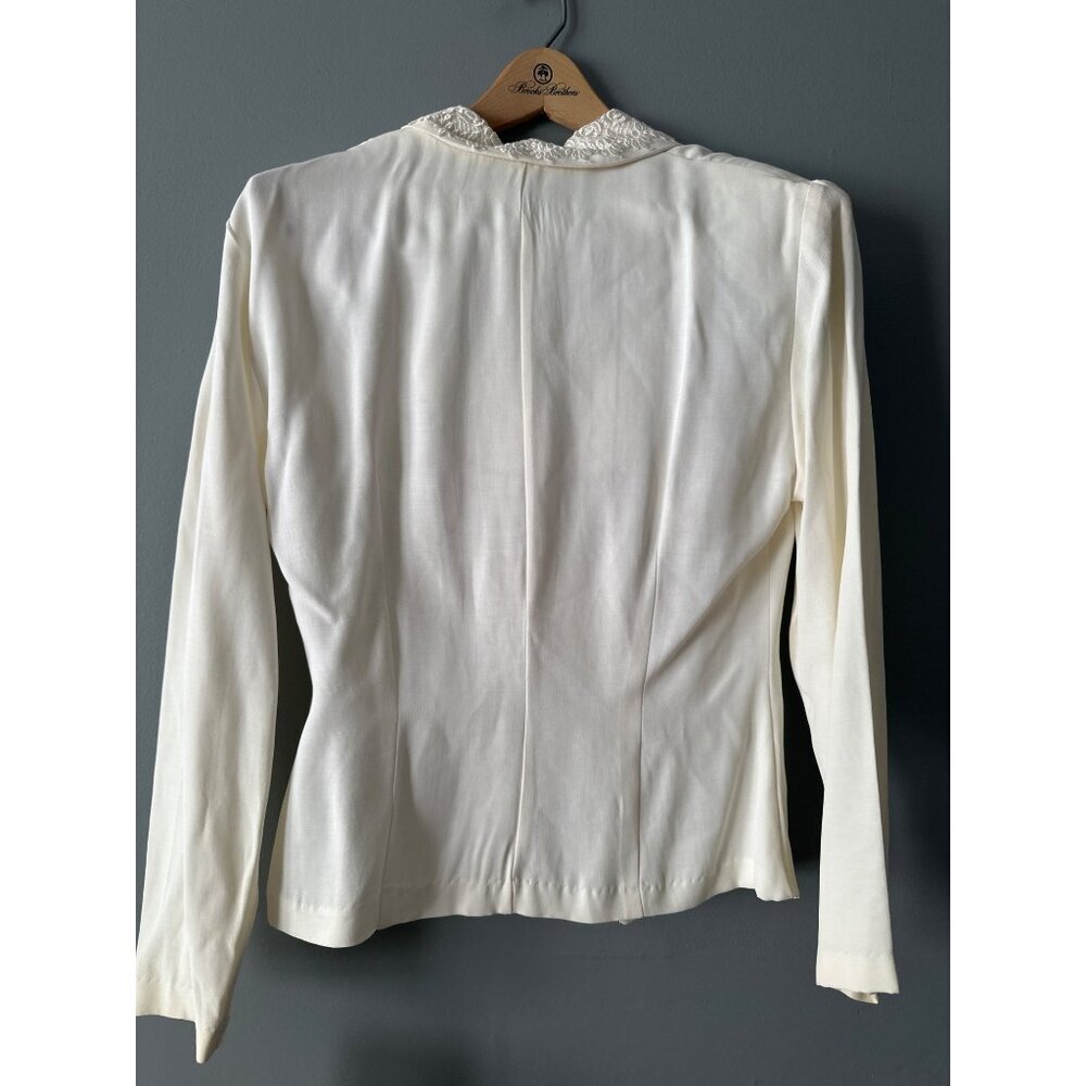 NWT Women’s 7/8 Scarlett Ivory Two-Piece Blazer & Skirt Set Old Money Academia - Picture 9 of 11